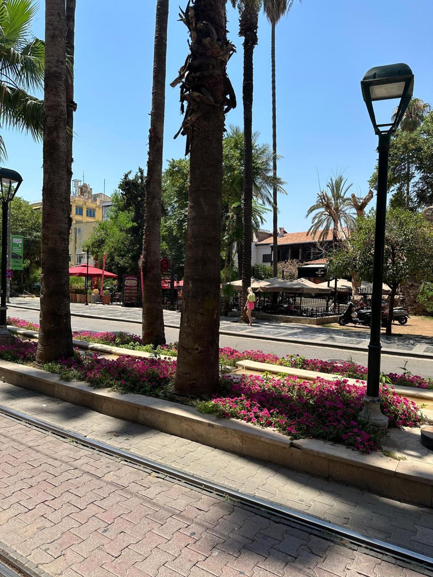 Loost Town Inn Hotel Αττάλεια Εξωτερικό φωτογραφία