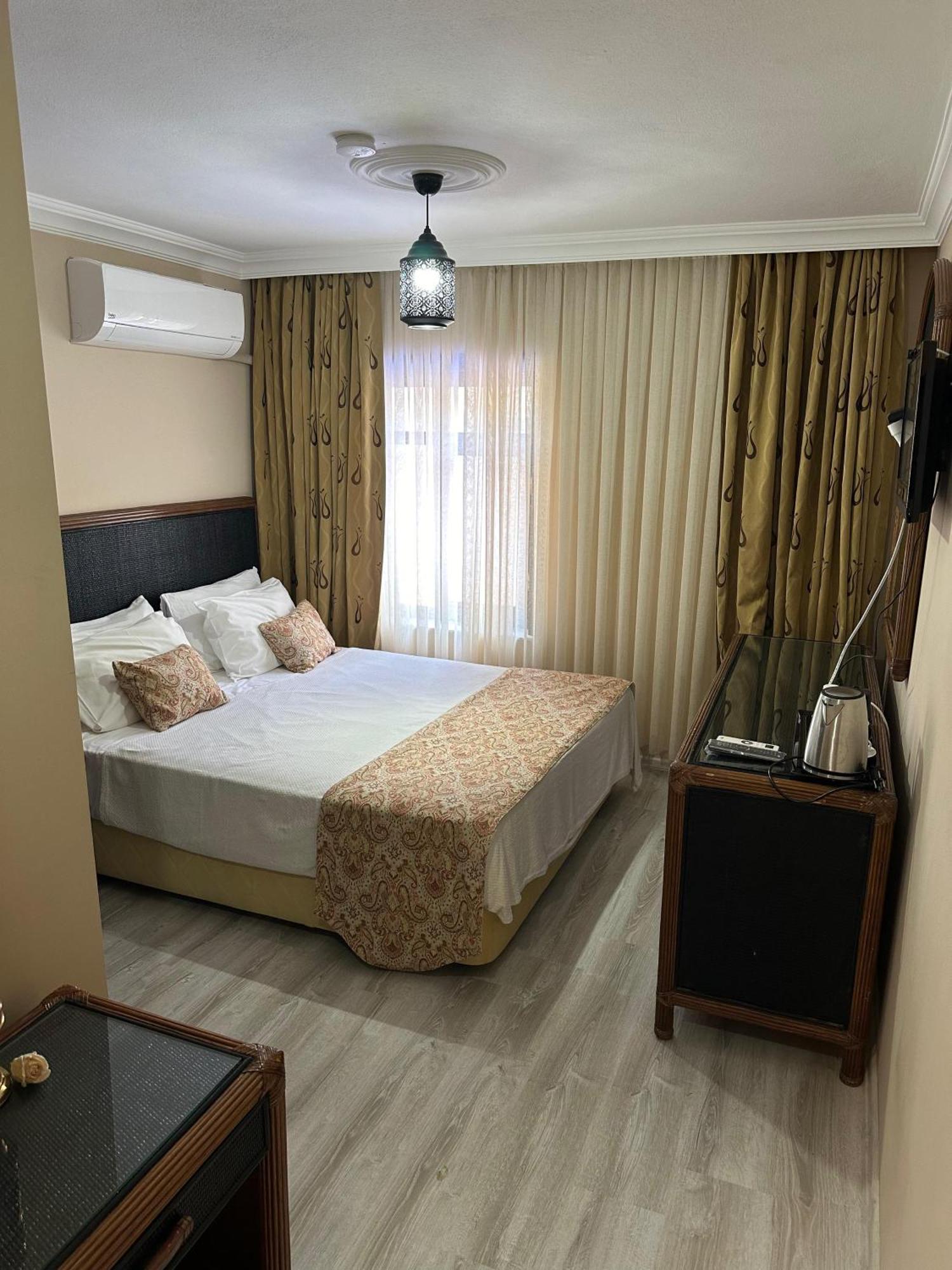 Loost Town Inn Hotel Αττάλεια Εξωτερικό φωτογραφία